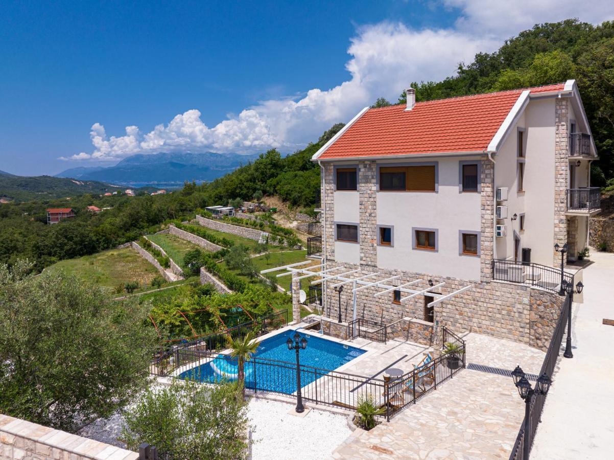 177 Apartment Tivat